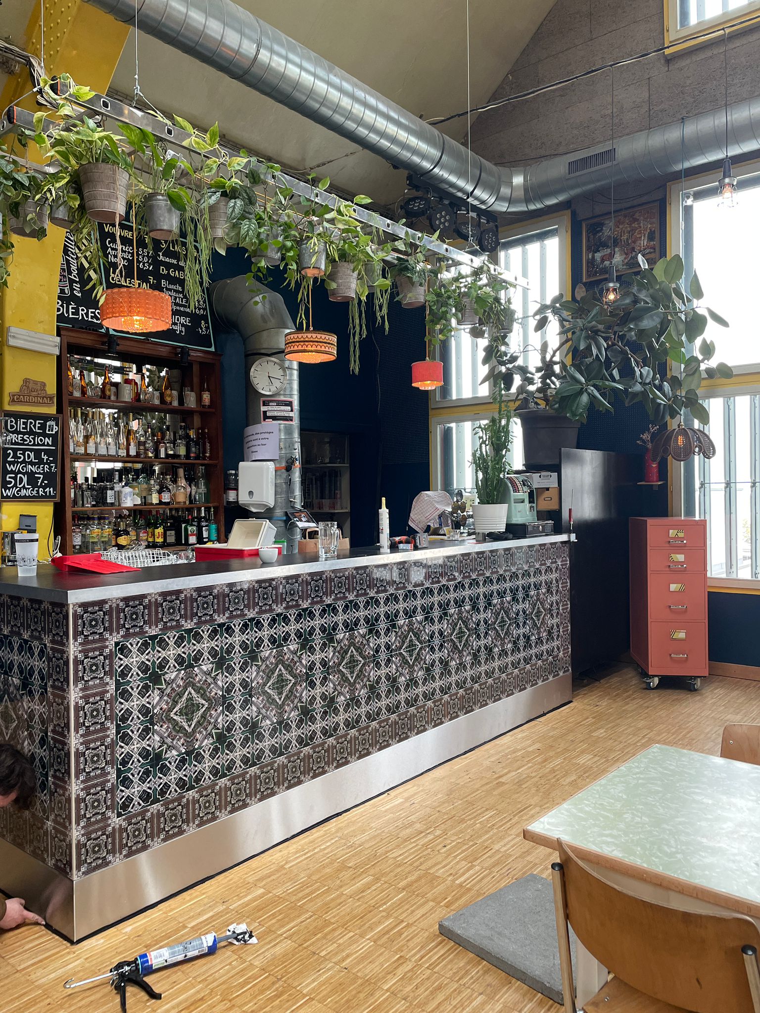 Interlope - Café-bar de la Case à Chocs